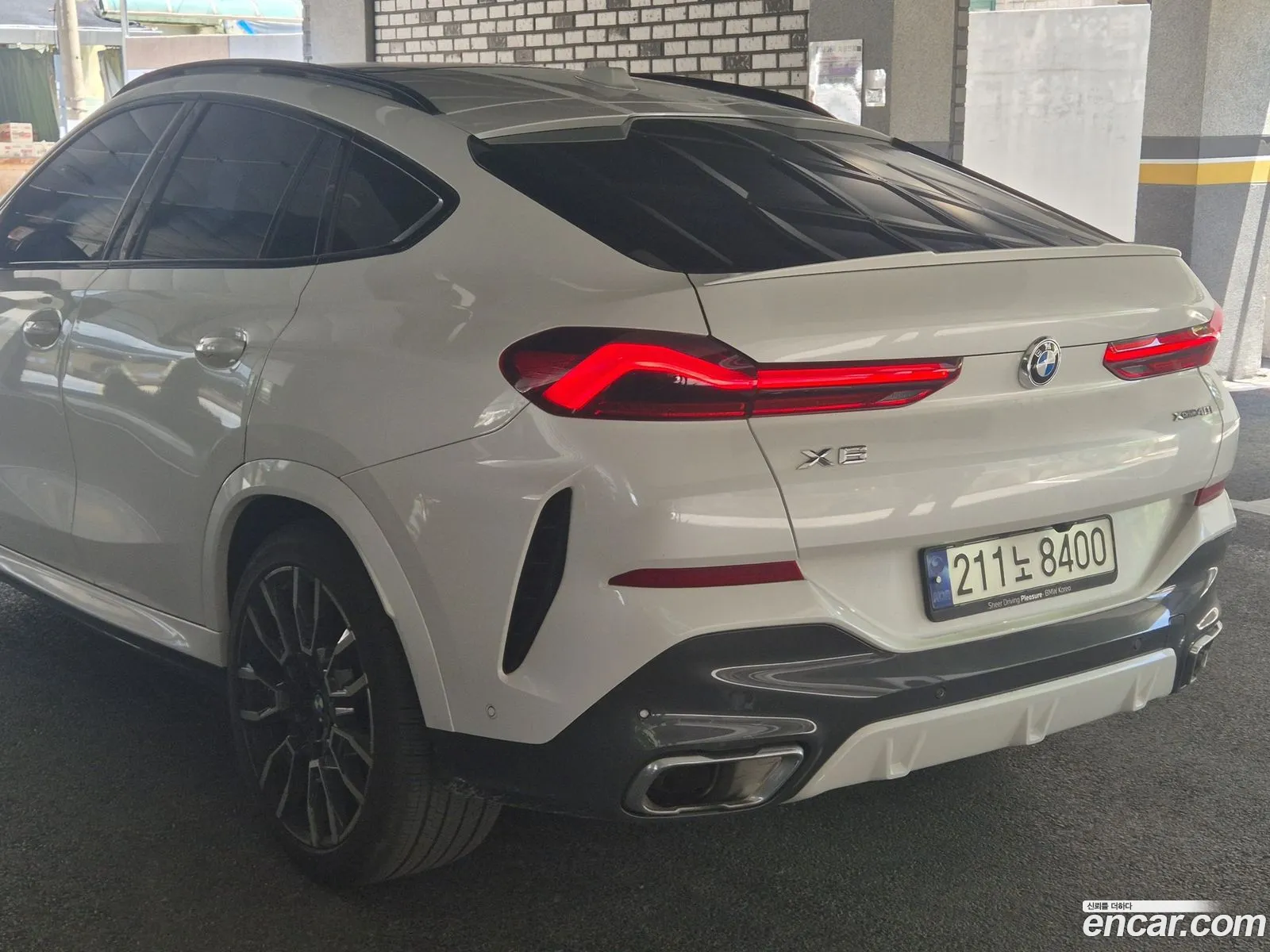 BMW X6 2023 — 7