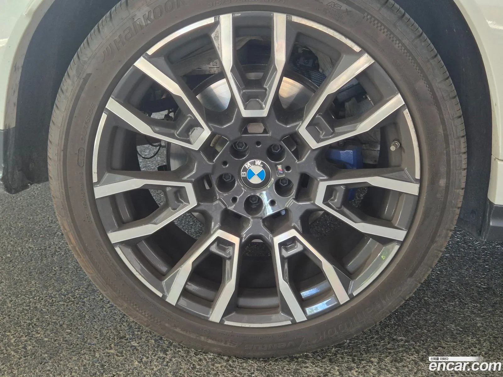 BMW X6 2023 — 11