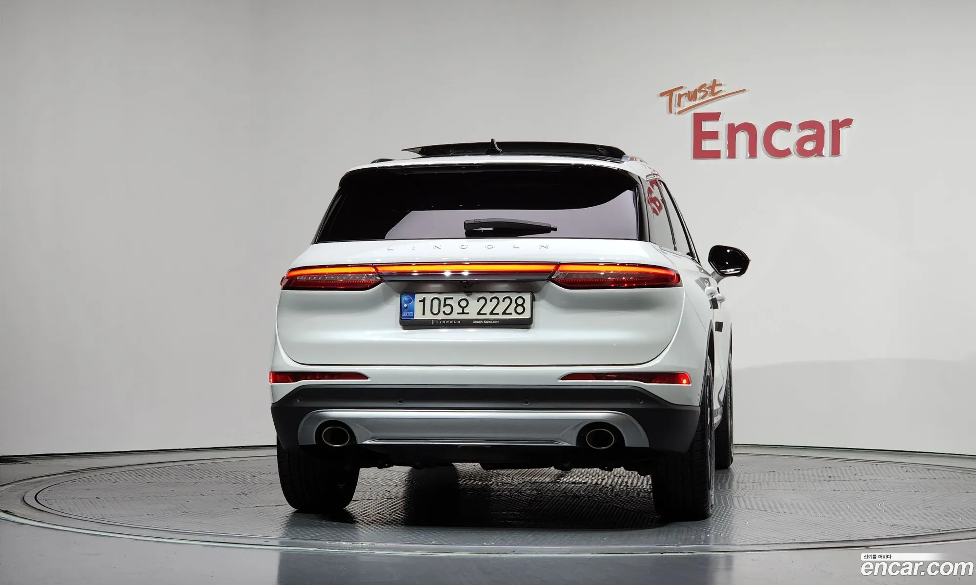 Lincoln Corsair 2022 5LMCJ2D90NUL11435 — 16