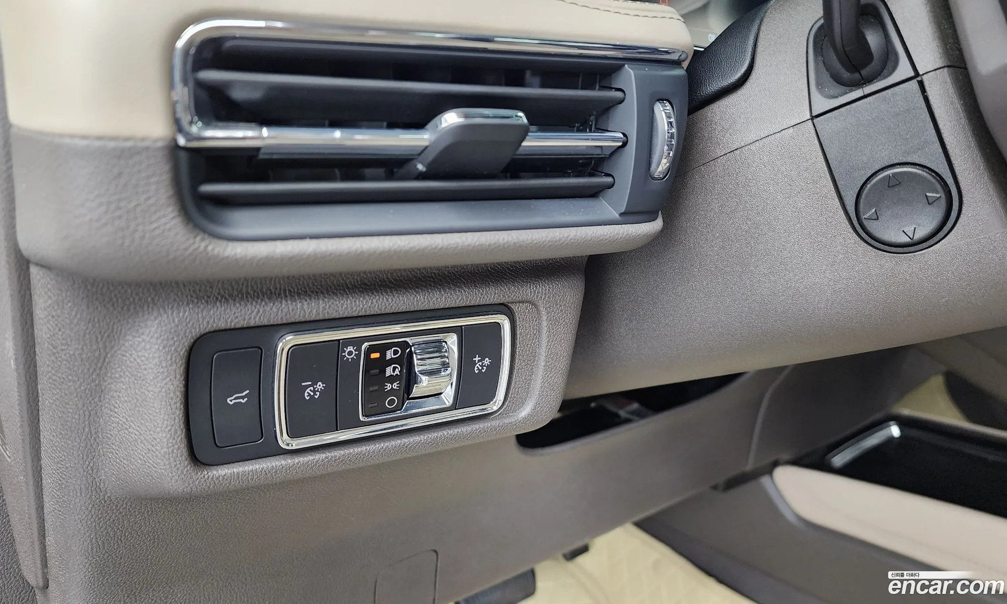 Lincoln Corsair 2022 5LMCJ2D90NUL11435 — 20