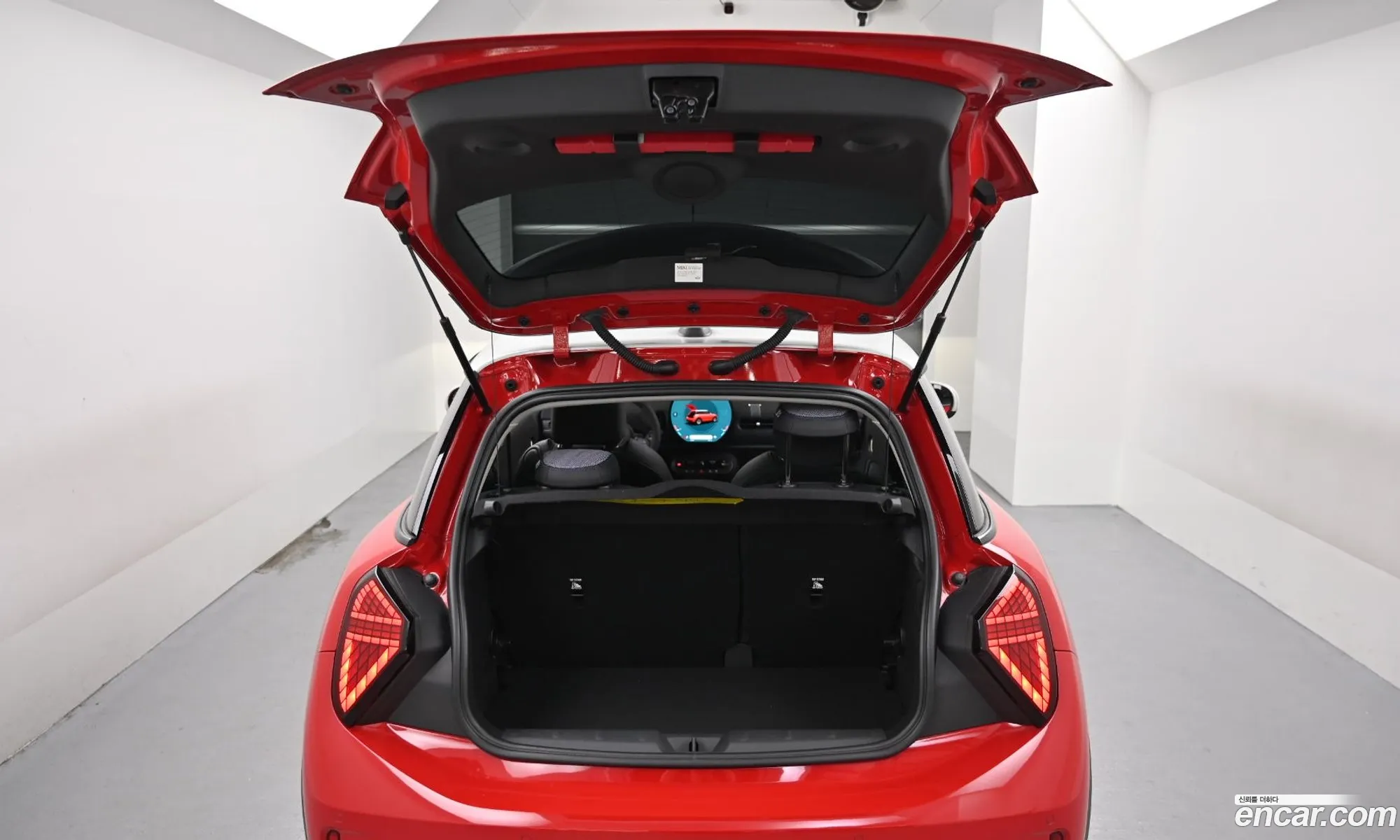 Mini Cooper C 2025 — 6
