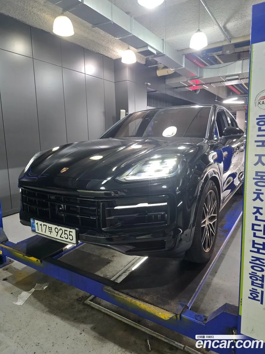Porsche Cayenne 2025 — 7
