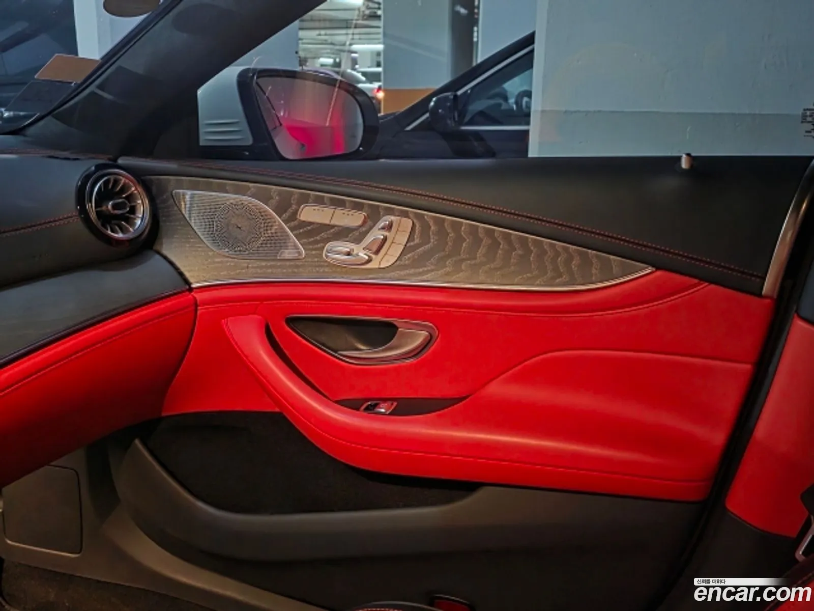 Mercedes-Benz AMG GT 2023 — 12