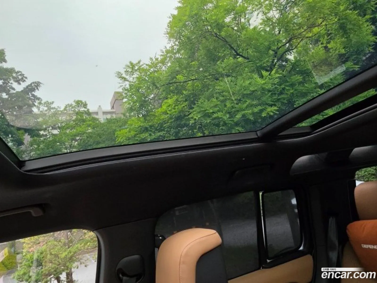 Land Rover Defender 2025 — 5