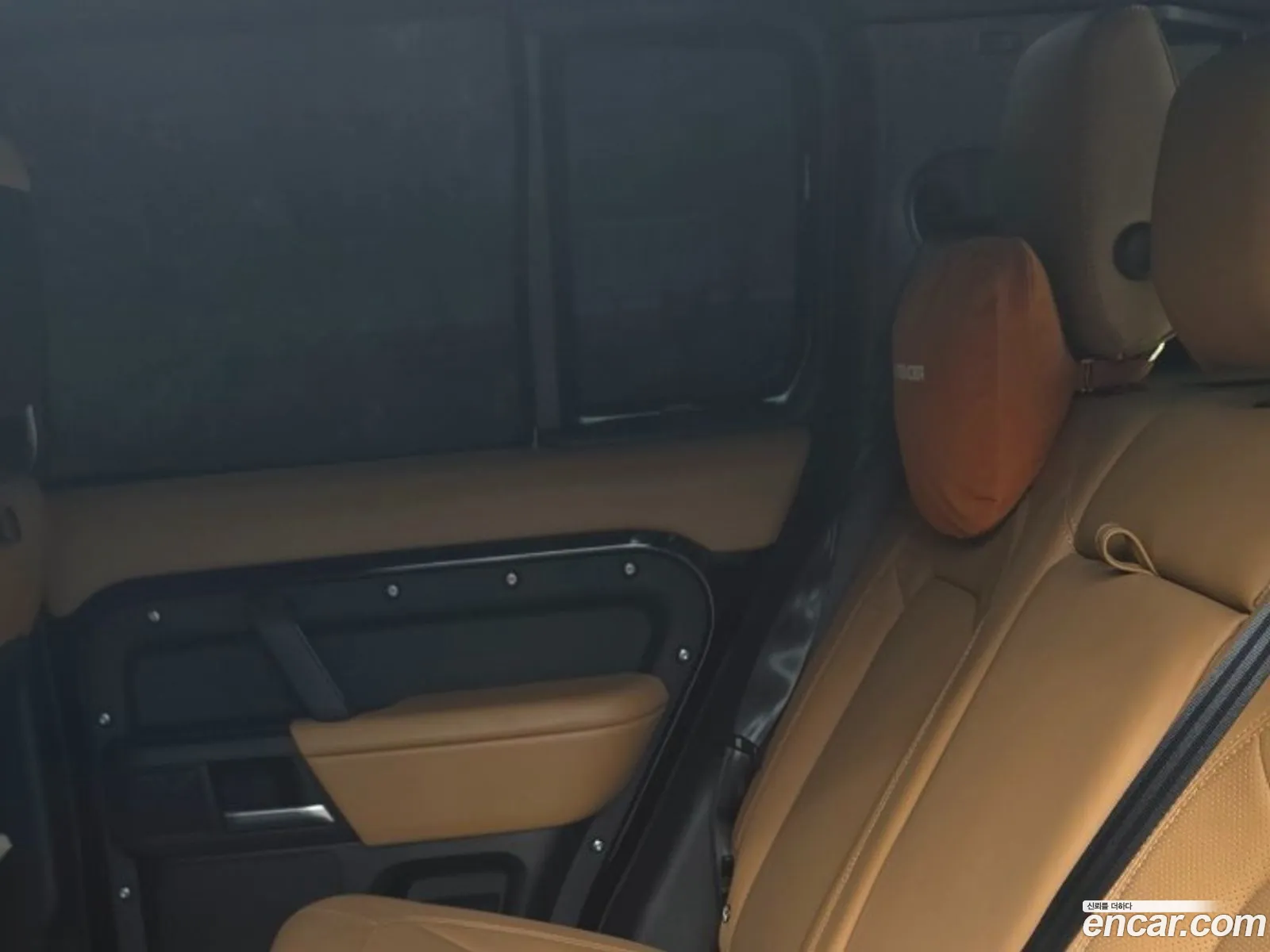 Land Rover Defender 2025 — 3