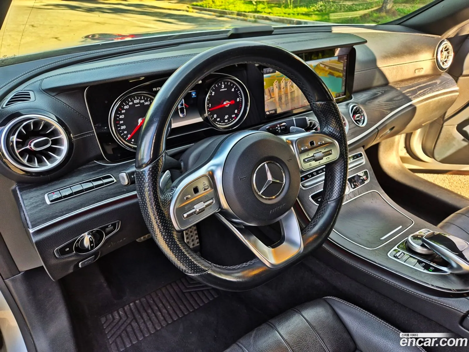 Mercedes-Benz E-Class W213 2019 — 10