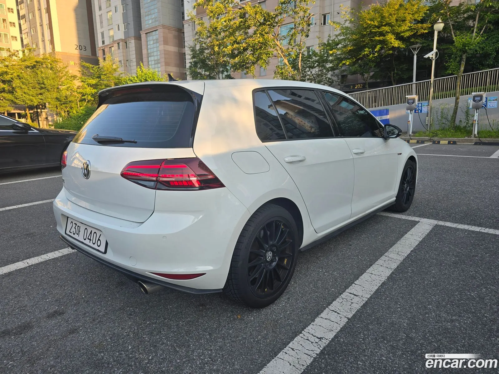 Volkswagen Golf 7th Gen 2016 — 13