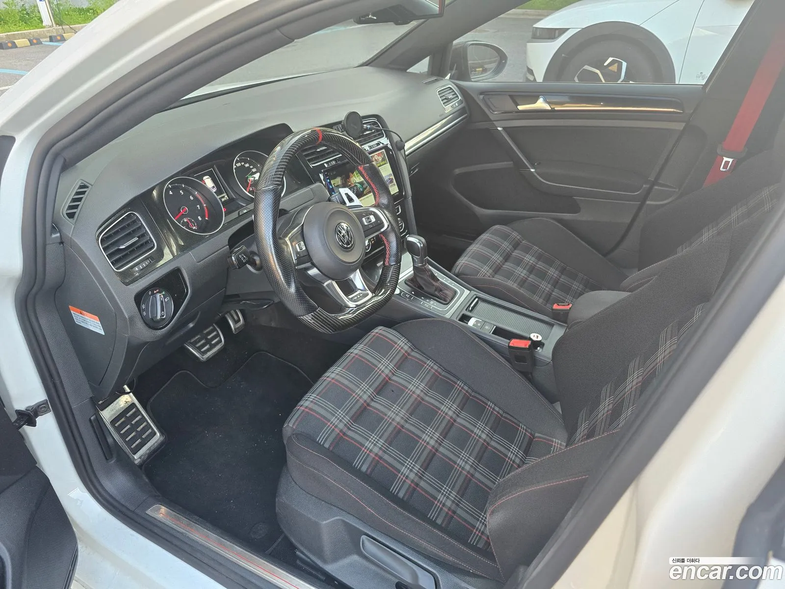 Volkswagen Golf 7th Gen 2016 — 11
