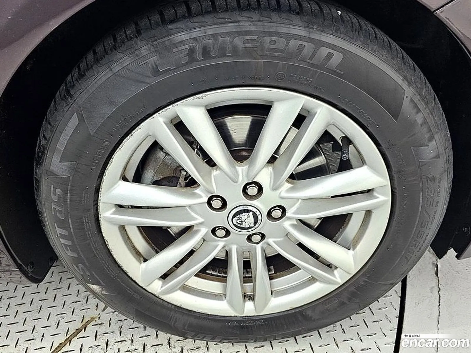 Jaguar XF 2011 — 13