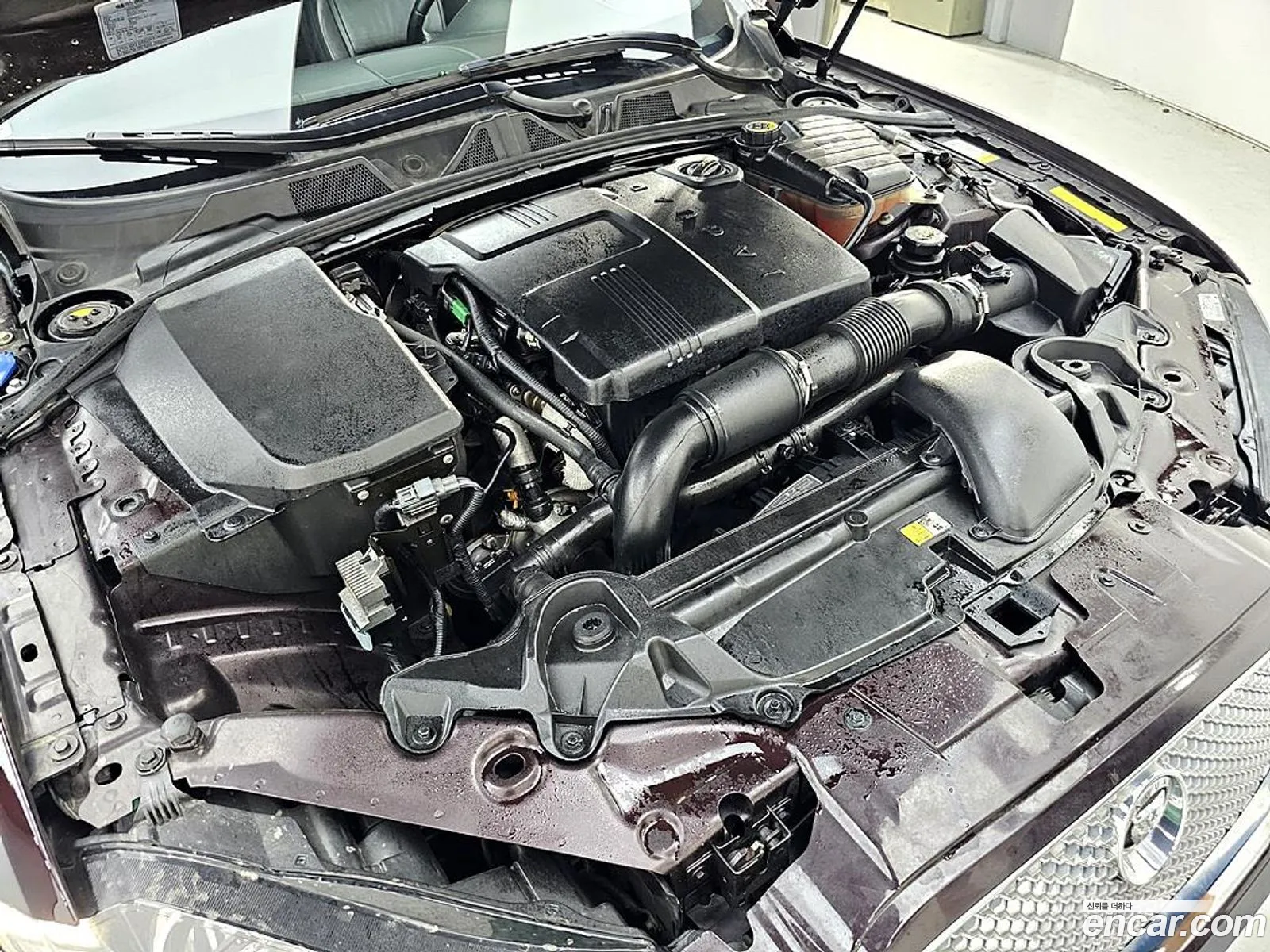 Jaguar XF 2011 — 12