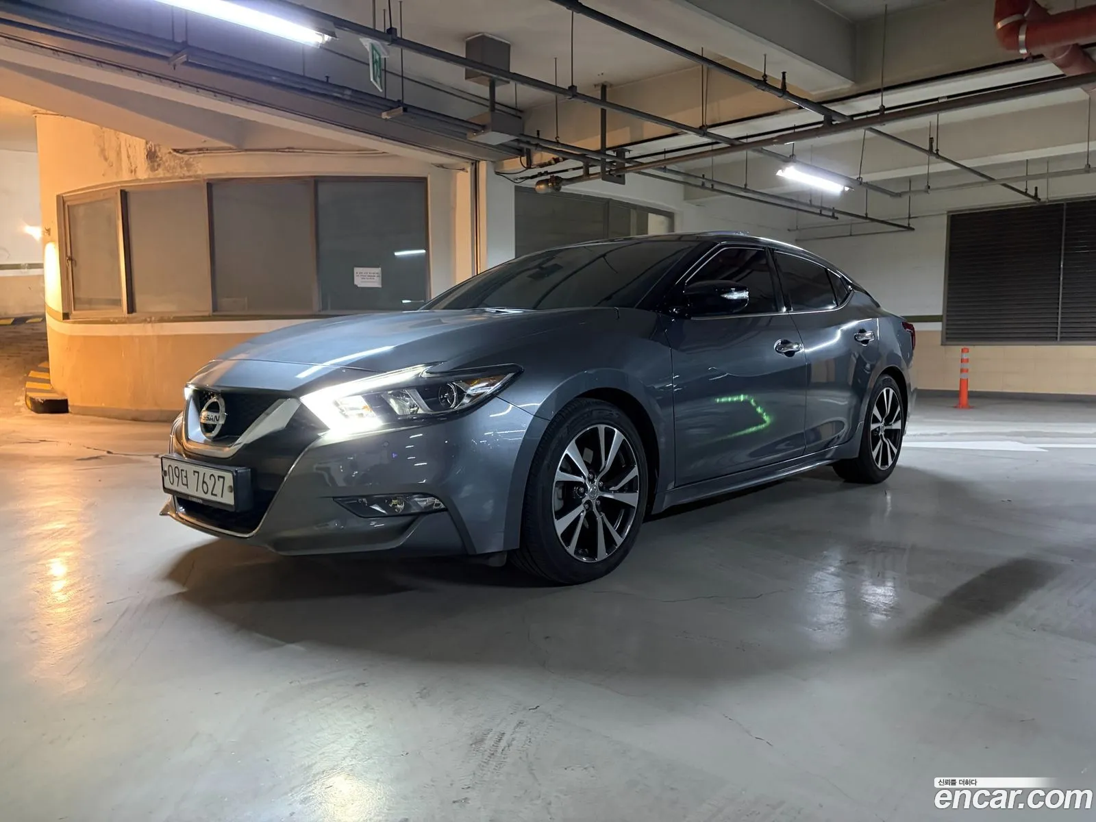 Nissan Maxima 2017 — 16