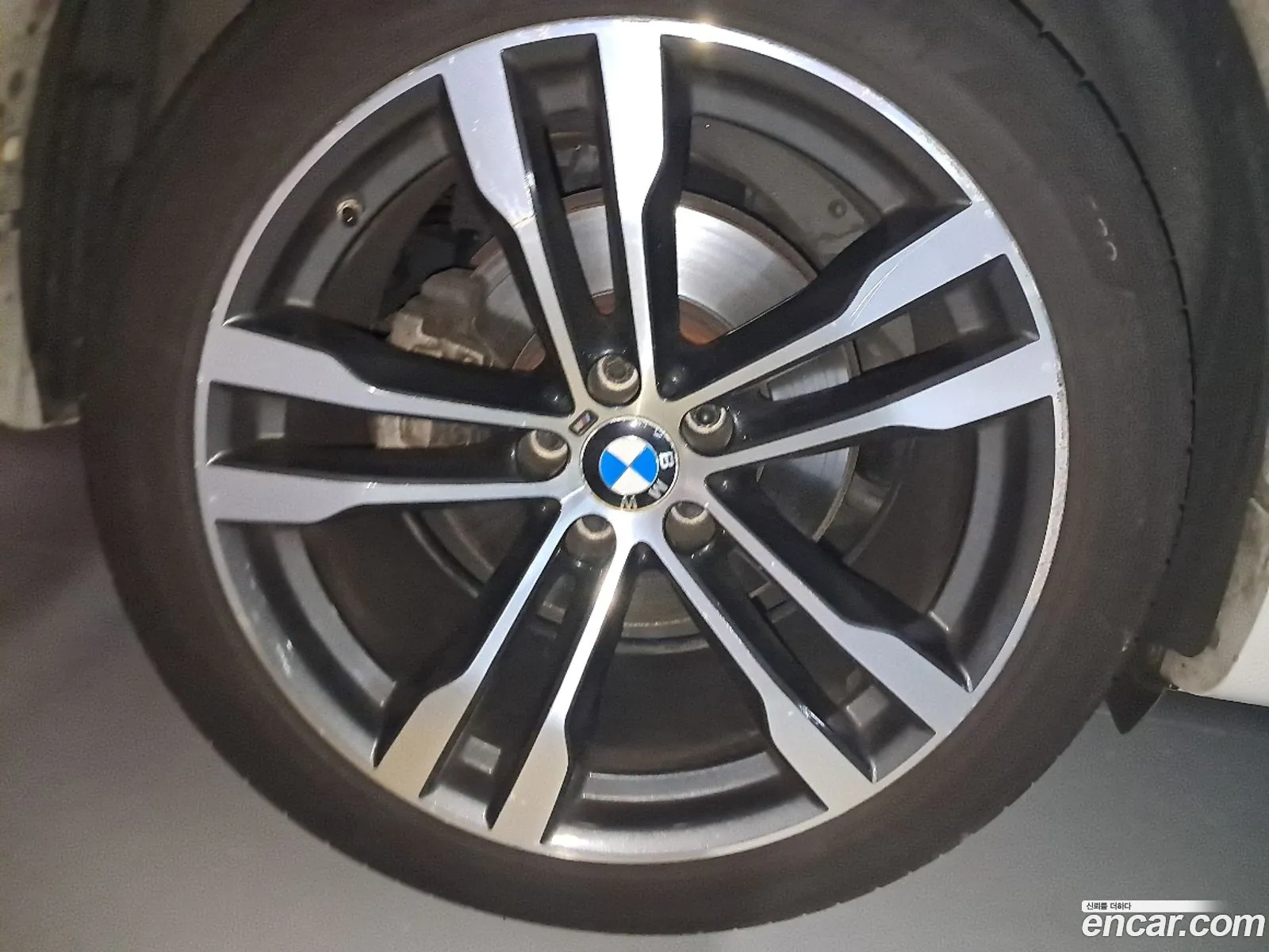 BMW X5 2017 — 9