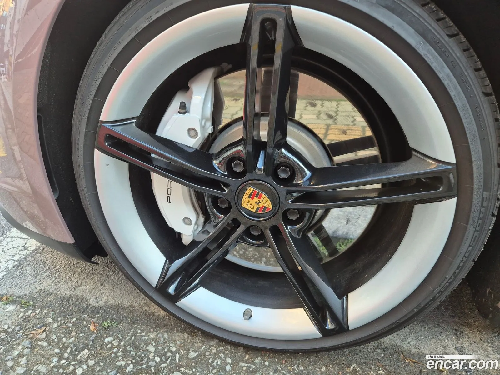 Porsche Taycan 2022 — 5