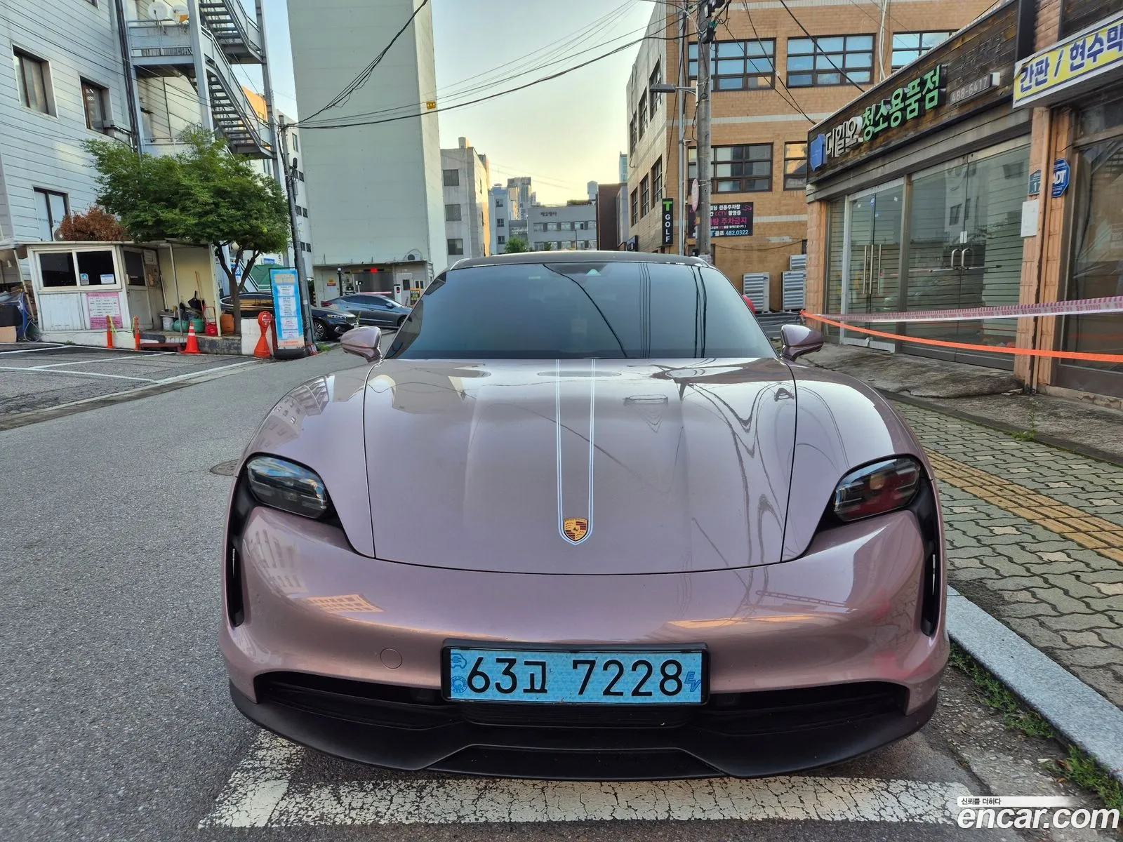 Porsche Taycan 2022 — 12