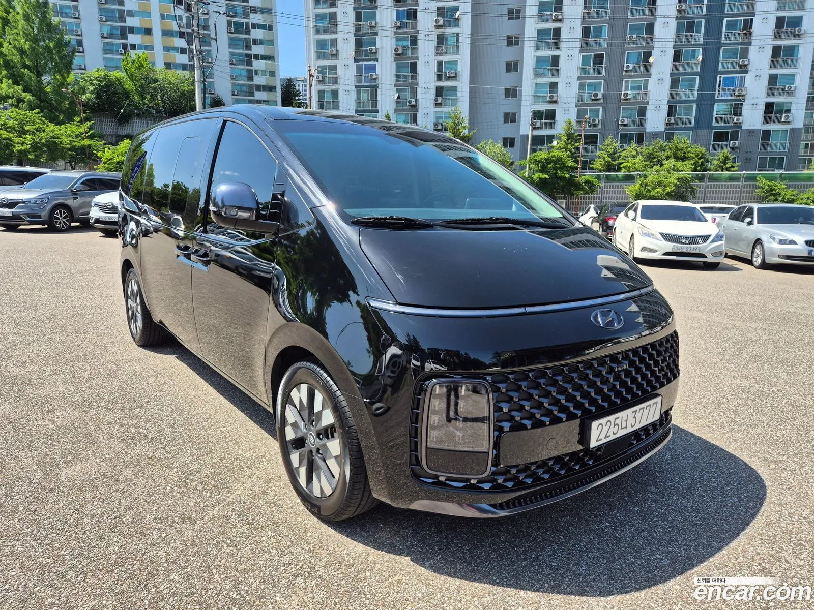 Hyundai Staria 2023 — 4