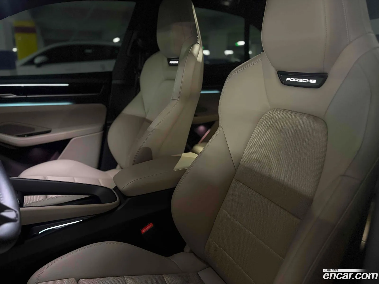 Porsche Macan EV 2025 — 12