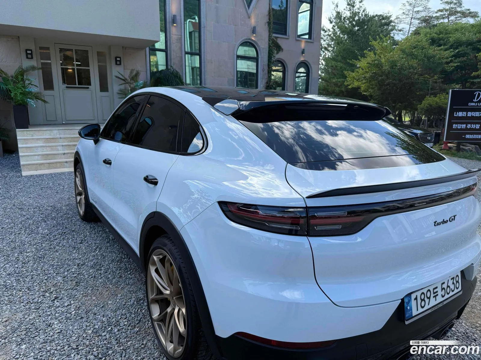 Porsche Cayenne 2022 — 10