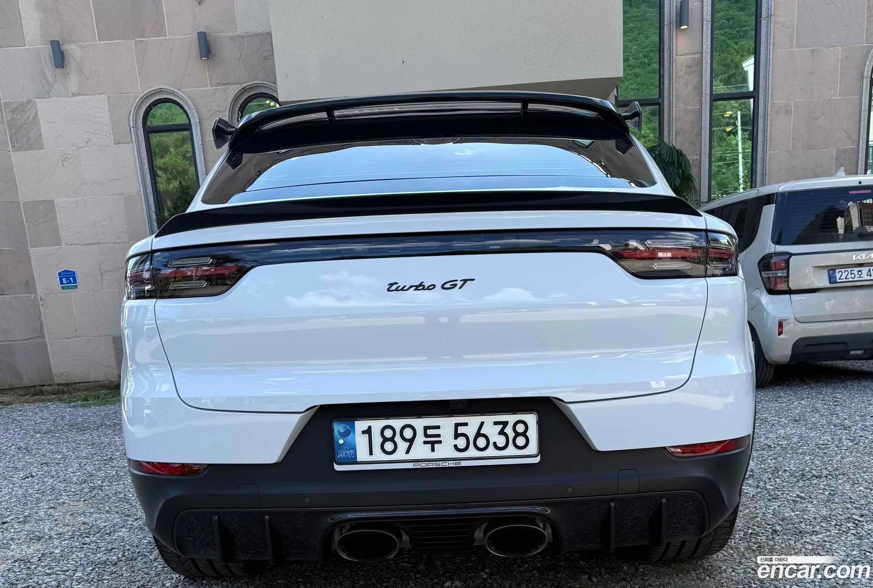 Porsche Cayenne 2022 — 16