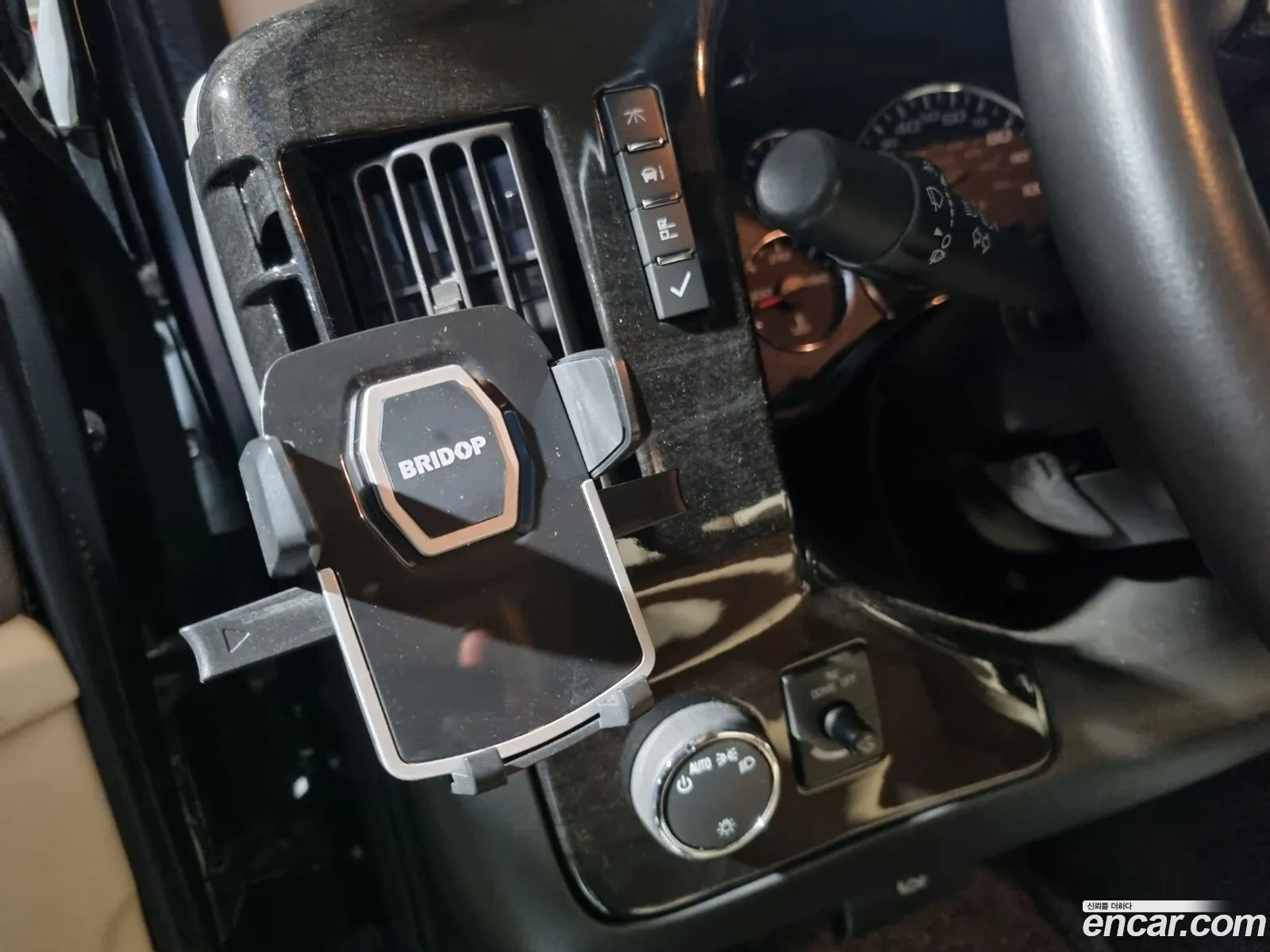 Chevrolet Express Van 2018 — 11