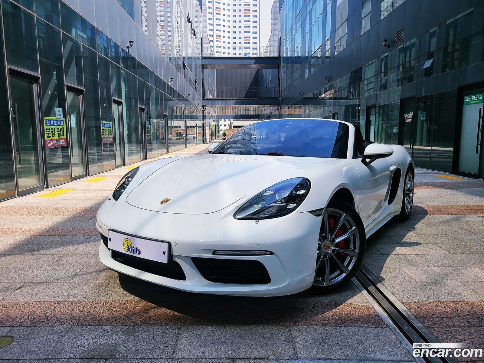 Porsche 718 Boxster 2018 — 19