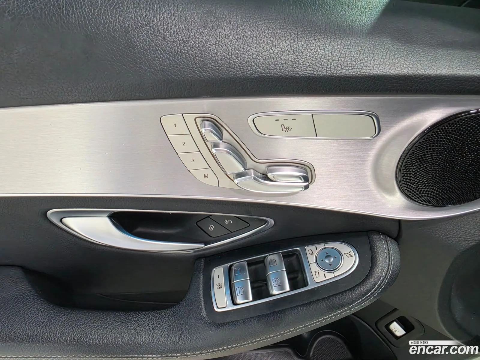 Mercedes-Benz C-Class W205 2018 — 16
