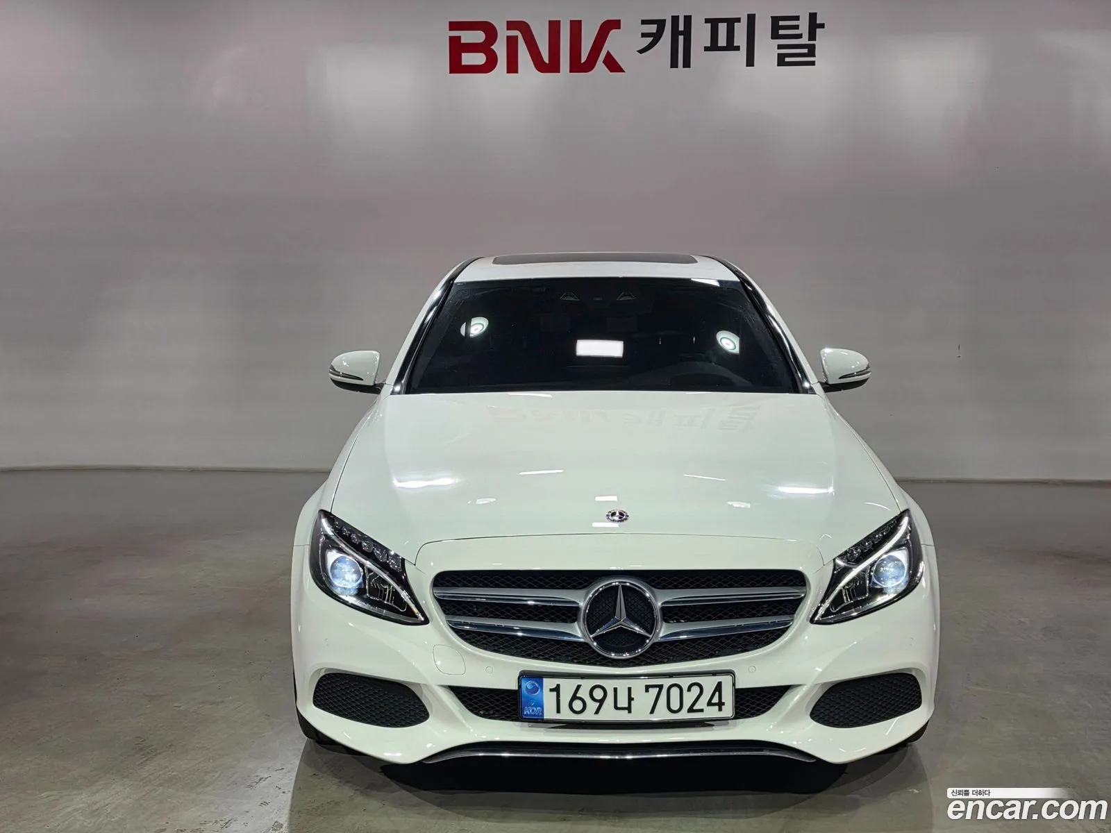 Mercedes-Benz C-Class W205 2018 — 19