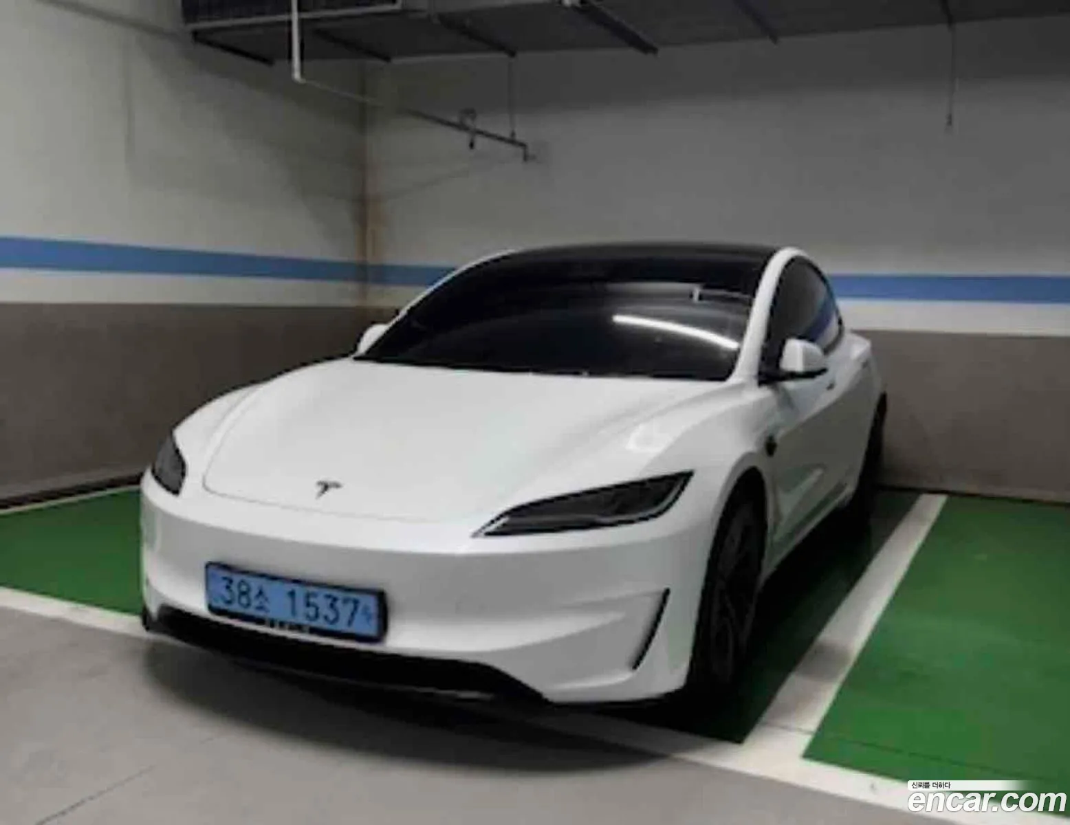 Tesla Model 3 2024 — 6
