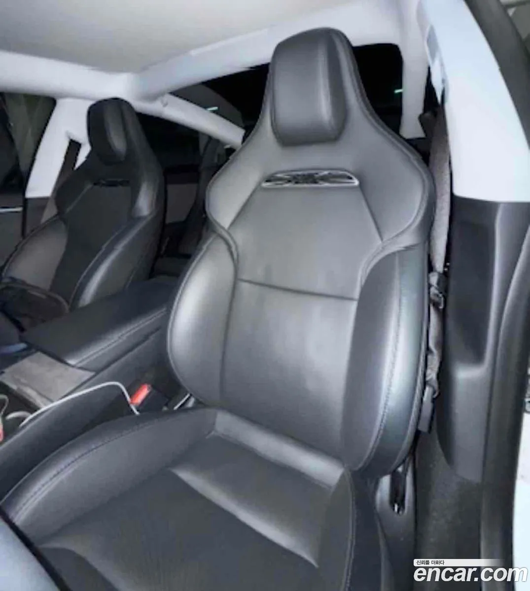 Tesla Model 3 2024 — 3
