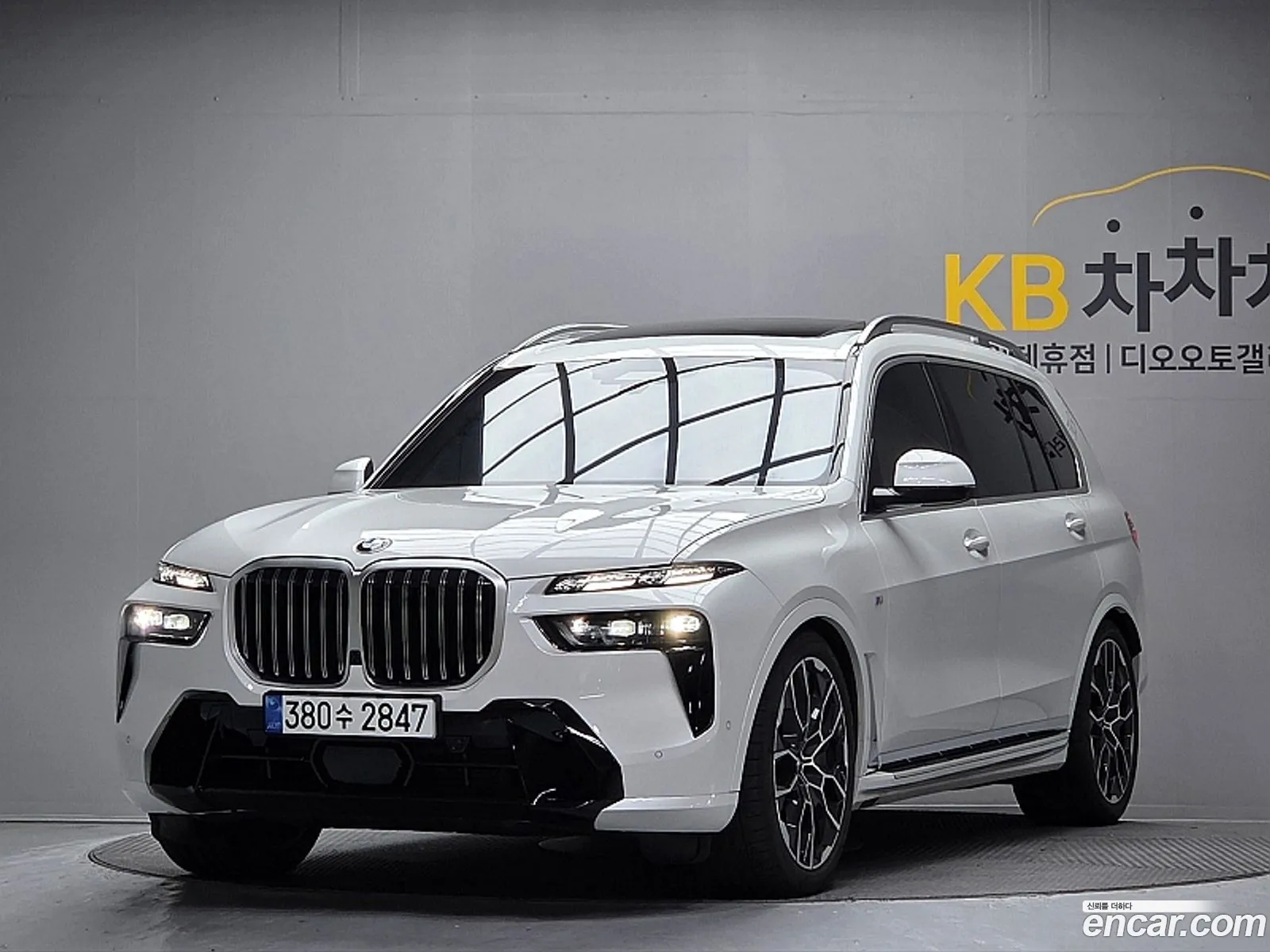 BMW X7 2025 — 18