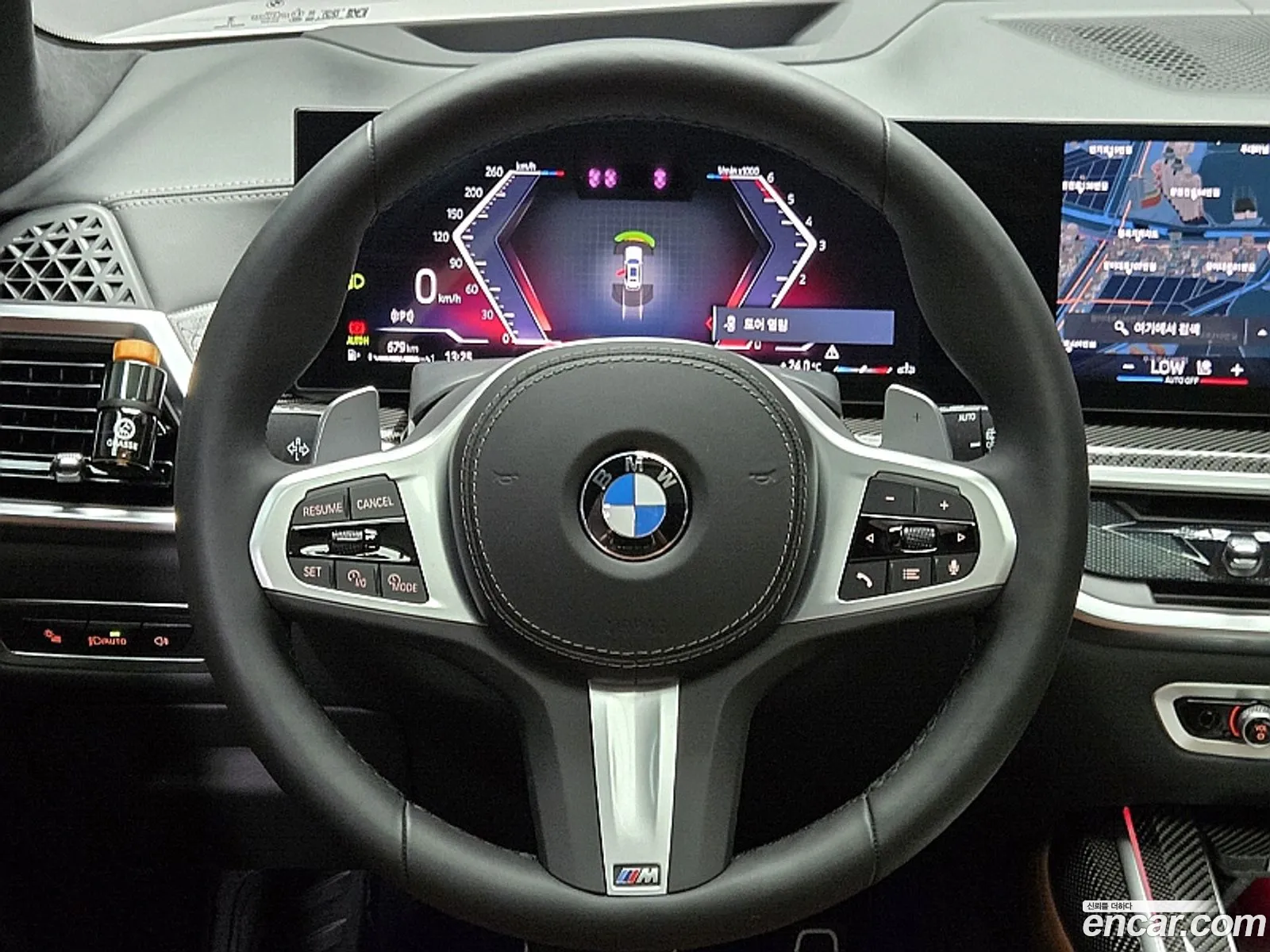 BMW X7 2025 — 7
