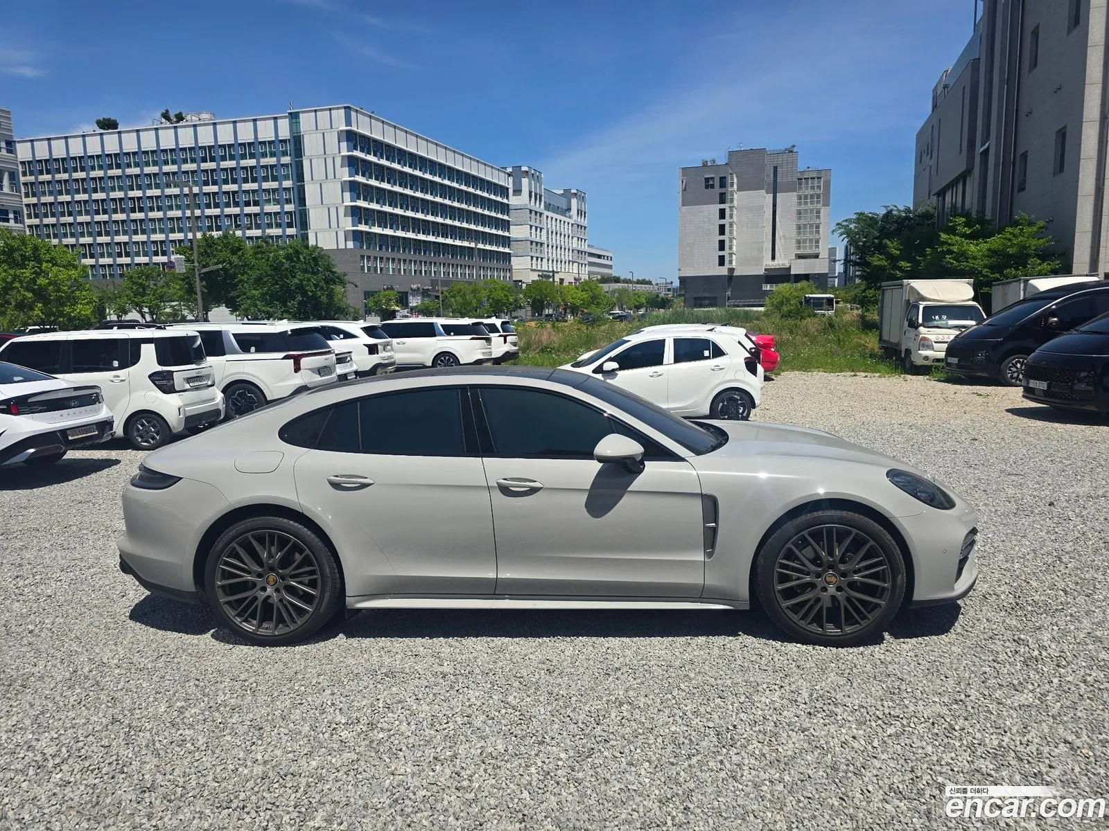 Porsche Panamera 2022 — 8
