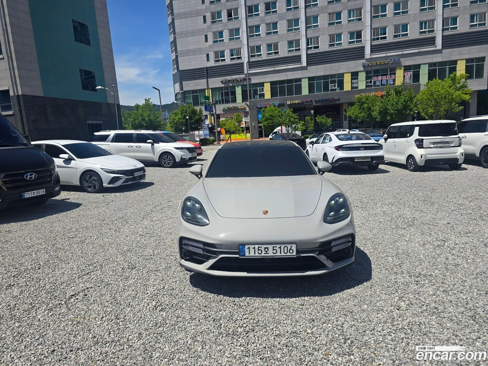 Porsche Panamera 2022 — 11