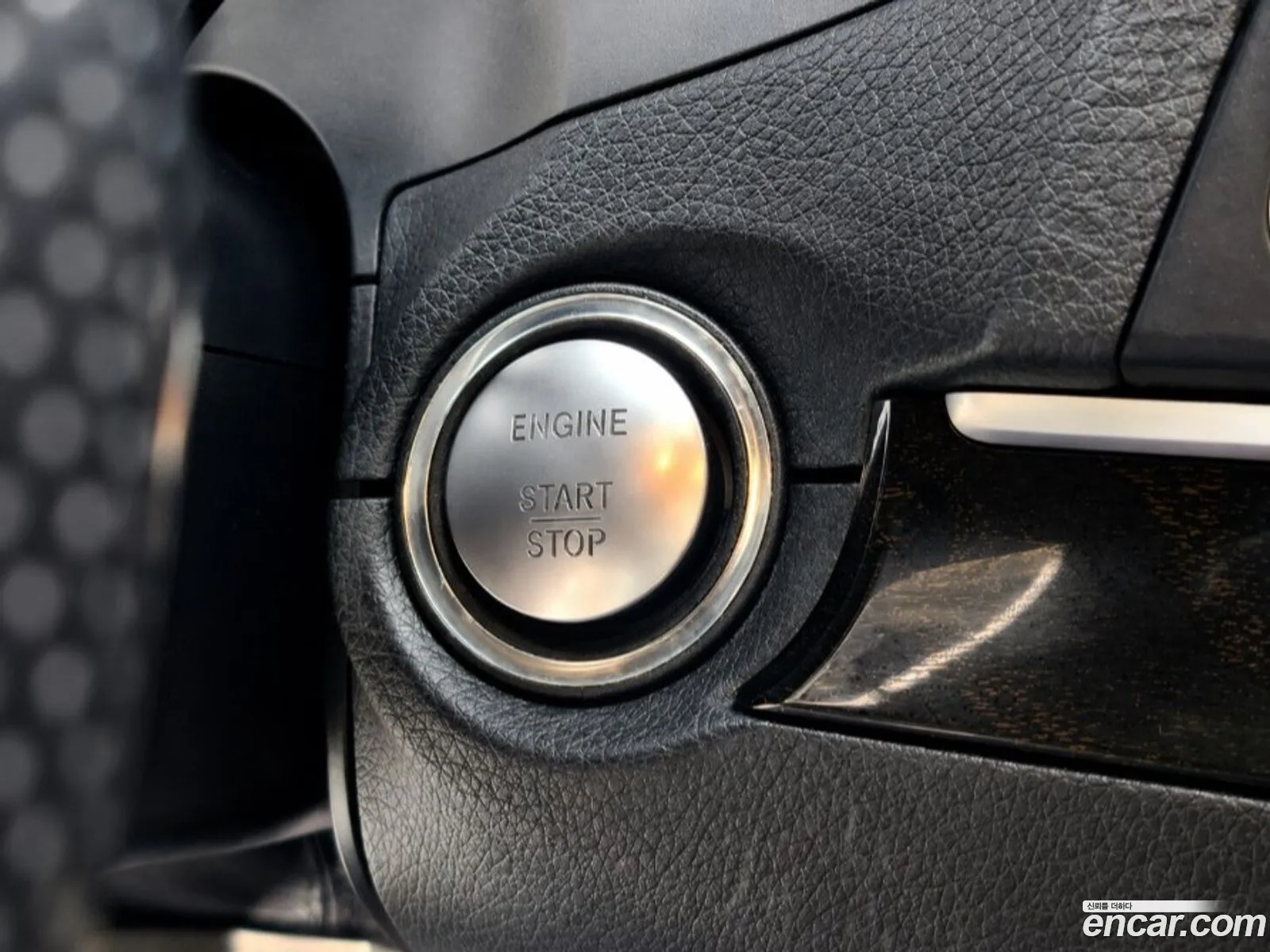 Mercedes-Benz E-Class W212 2014 — 11