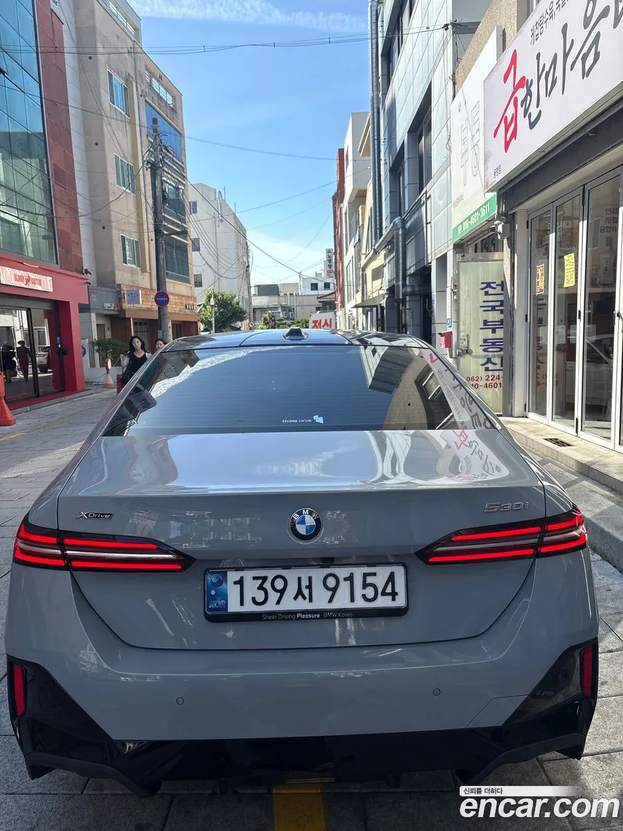 BMW 5 Series 2024 — 3