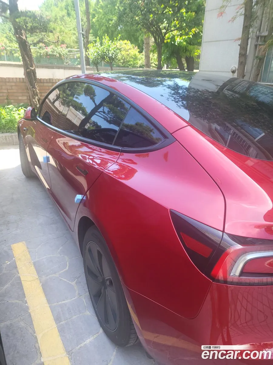 Tesla Model 3 2024 — 3