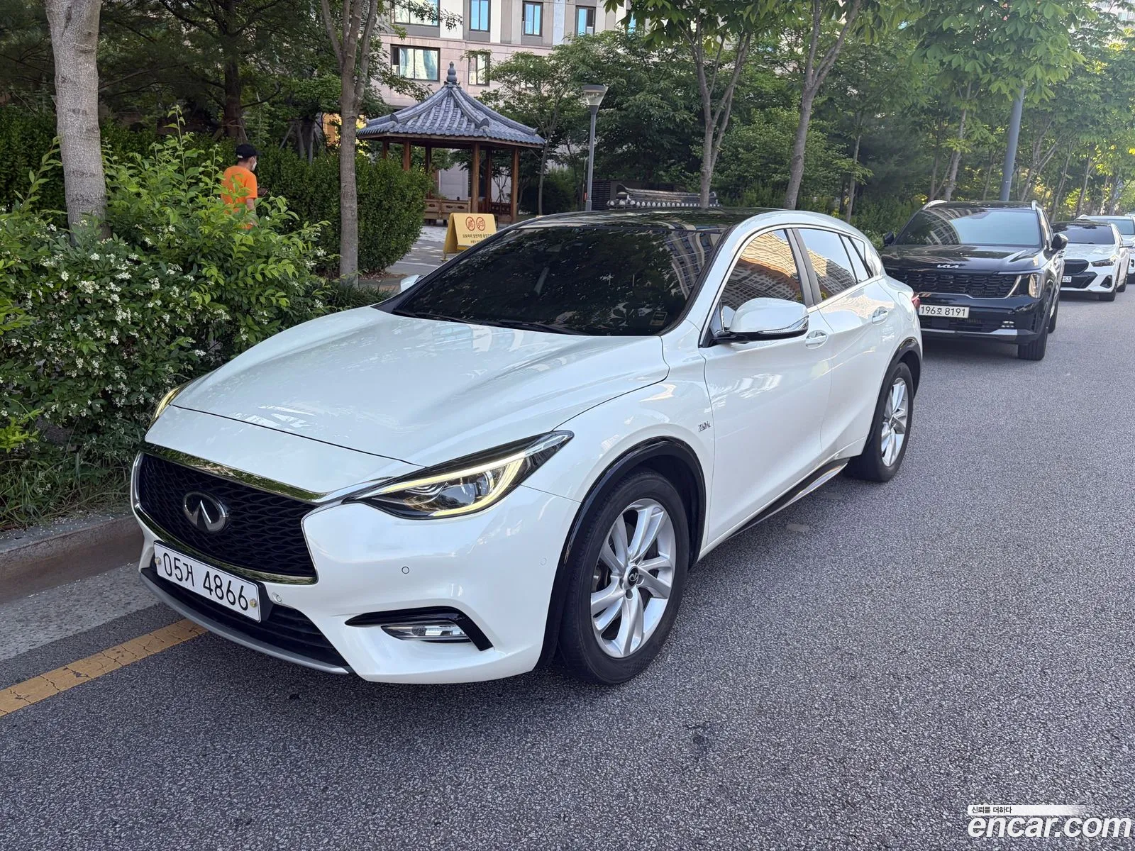 Infiniti Q30 2019 — 10