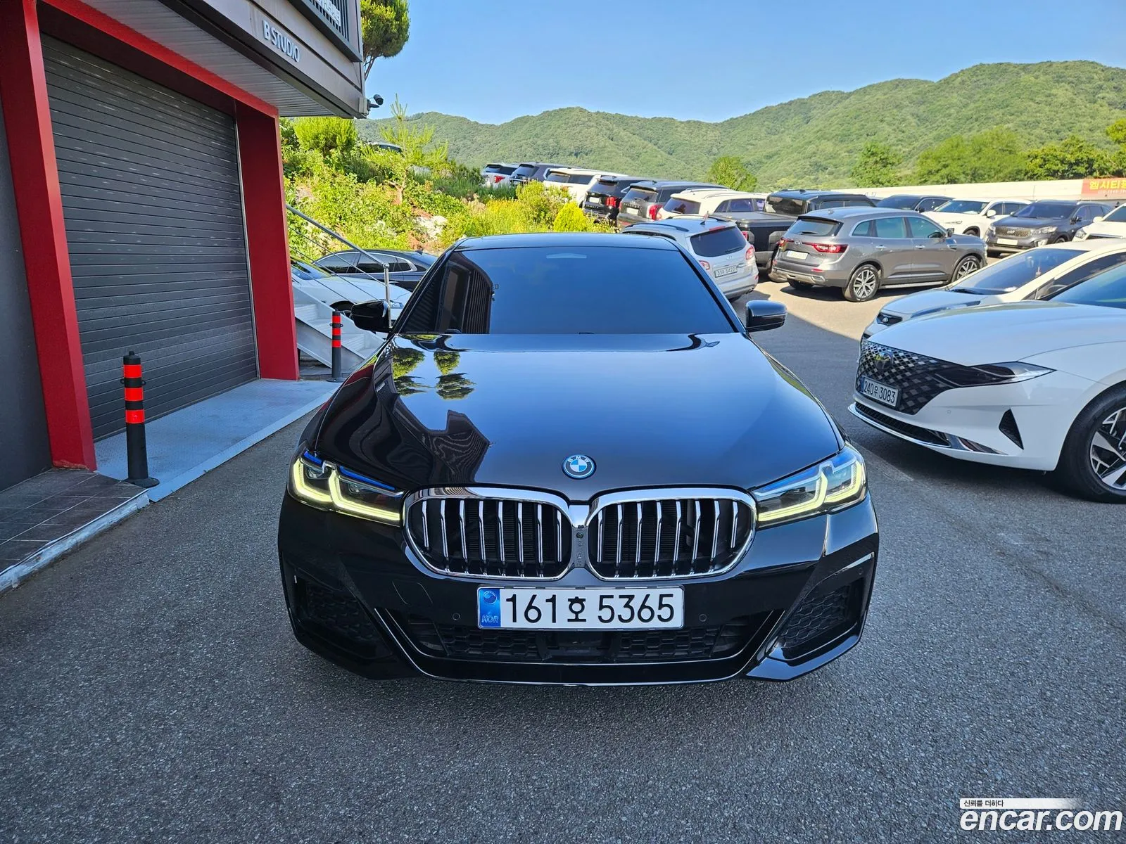 BMW 5 Series 2023 — 7