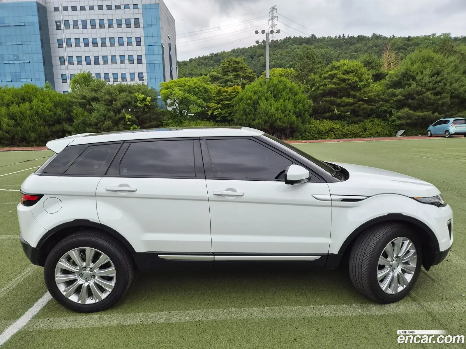 Land Rover Range Rover Evoque 2018 — 11
