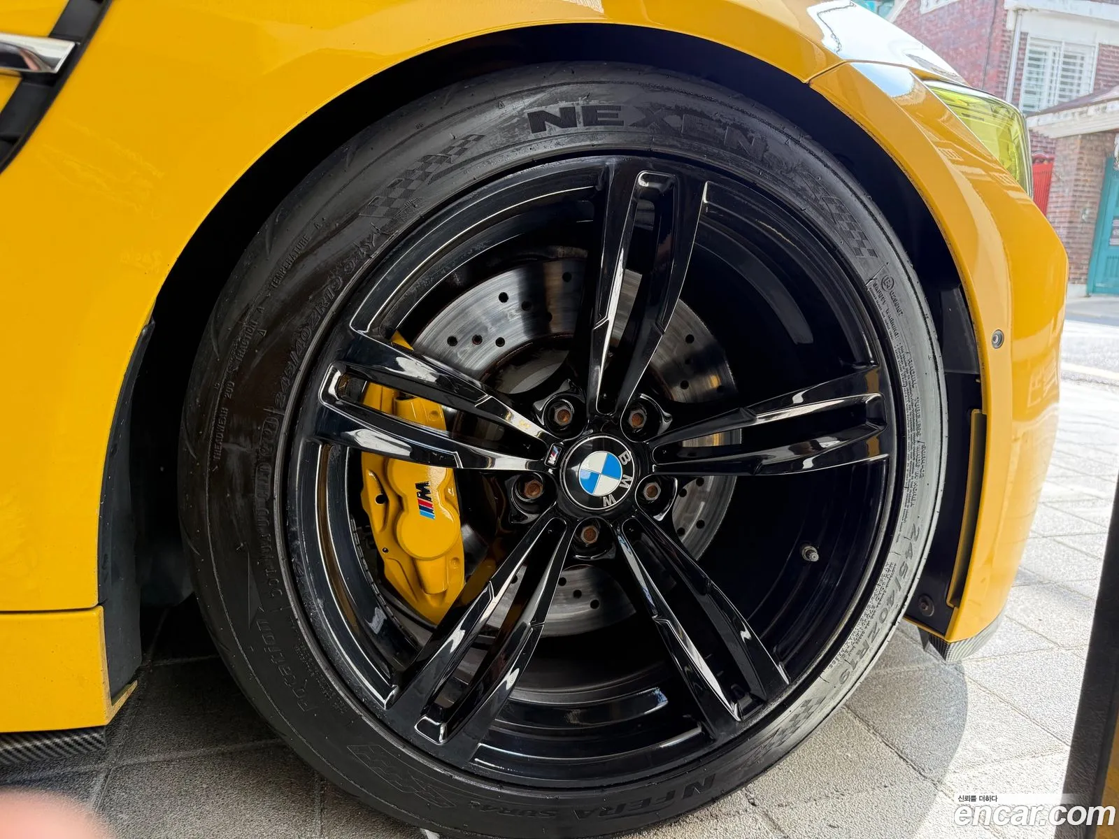 BMW M4 2017 — 7