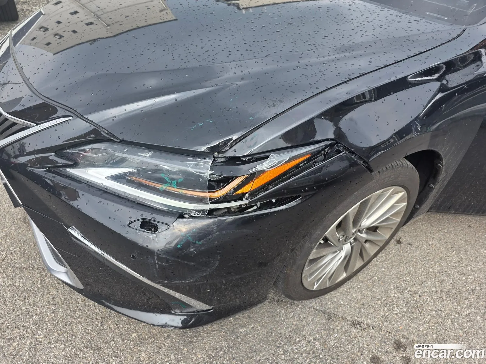 Lexus ES300h 7th Gen 2021 — 4