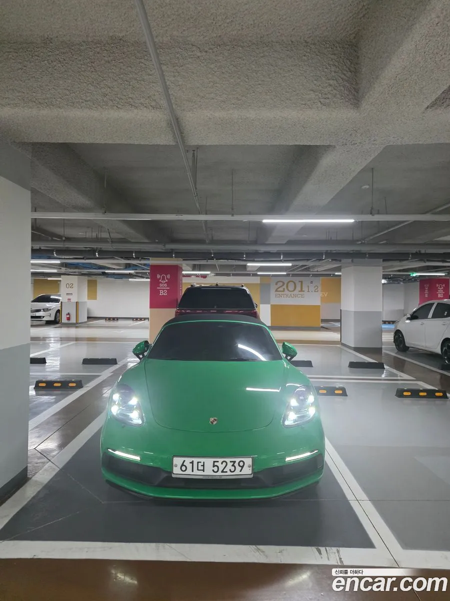 Porsche 718 Boxster 2018 — 8