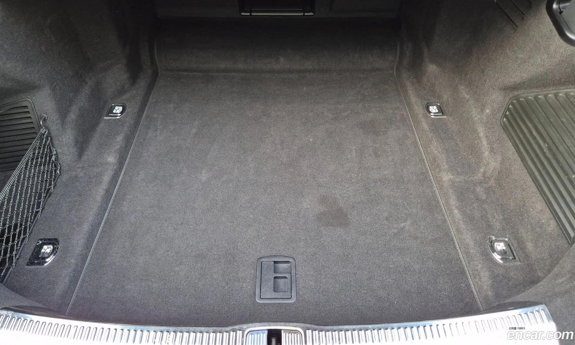 Audi A8 2021 — 17