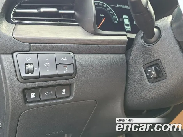 Kia K7 Premier 2019 — 4