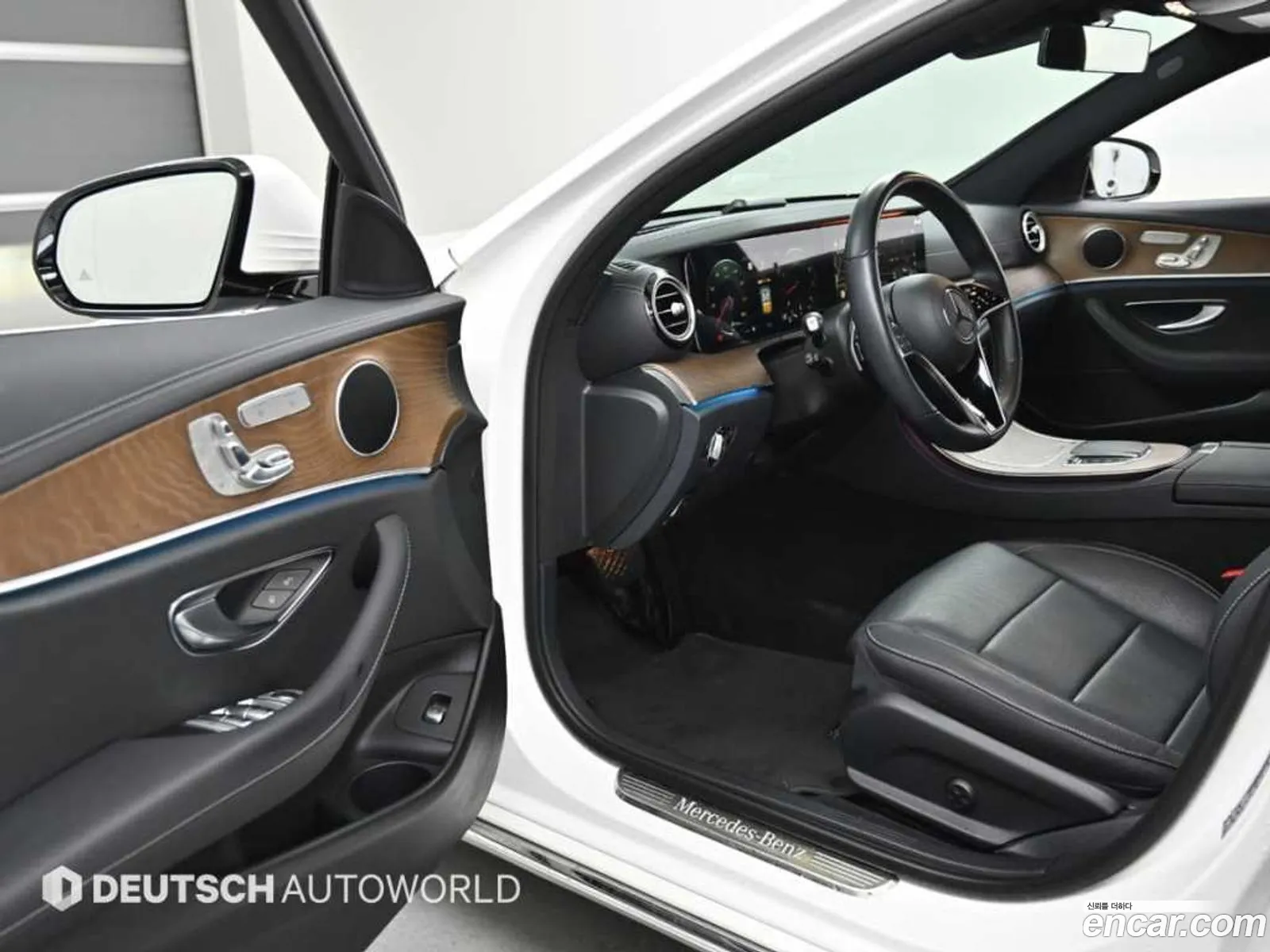Mercedes-Benz E-Class W213 2020 — 13