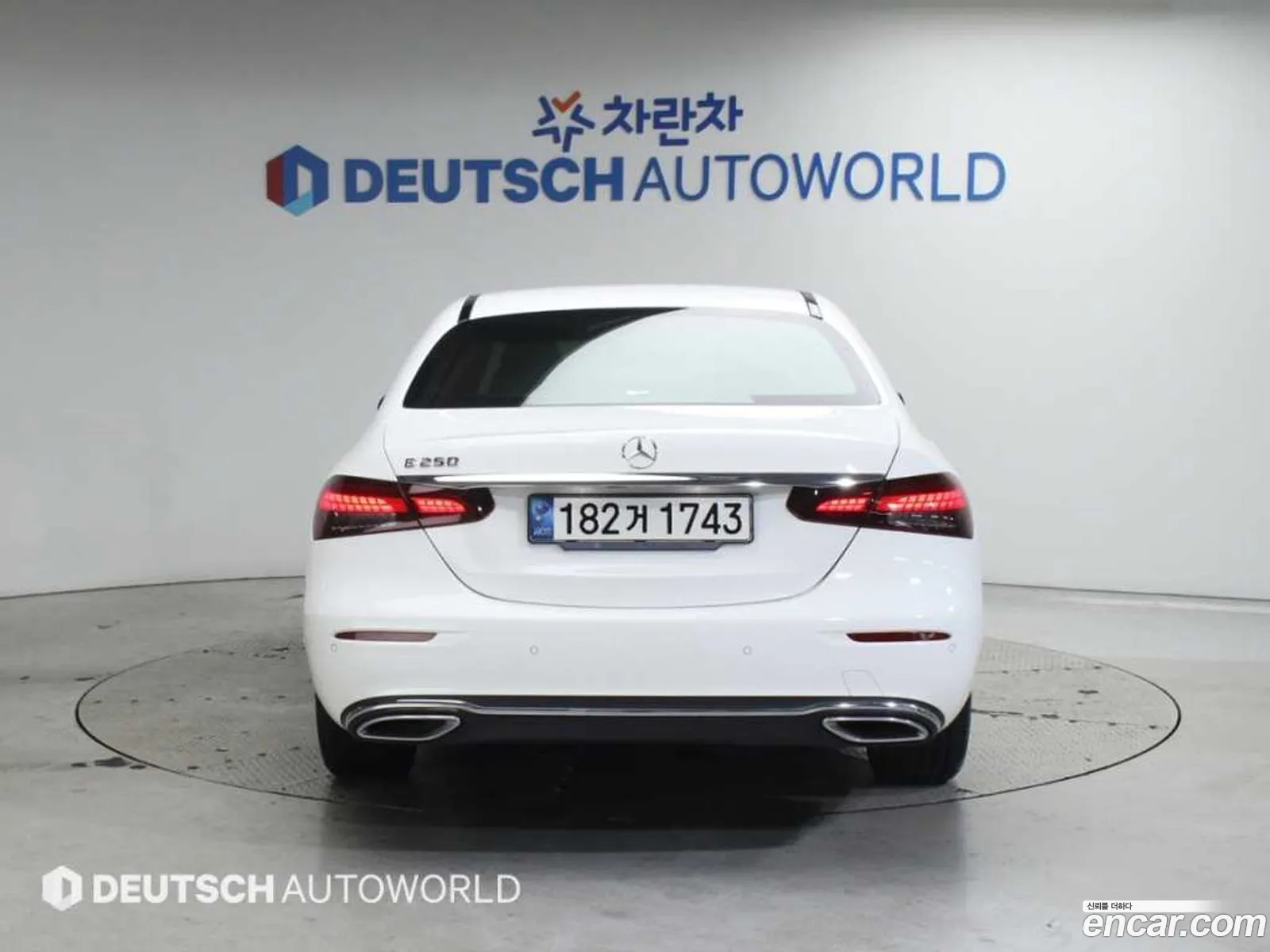 Mercedes-Benz E-Class W213 2020 — 12