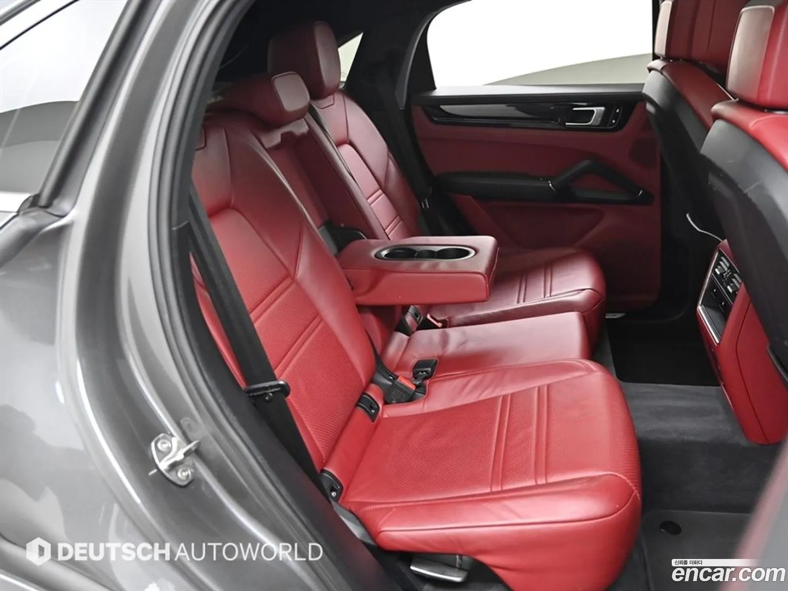 Porsche Cayenne 2020 — 16