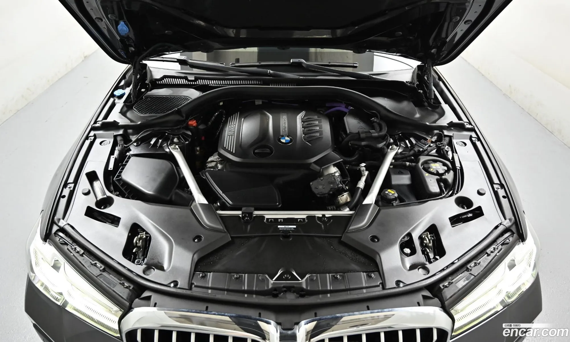 BMW 5 Series 2022 — 6