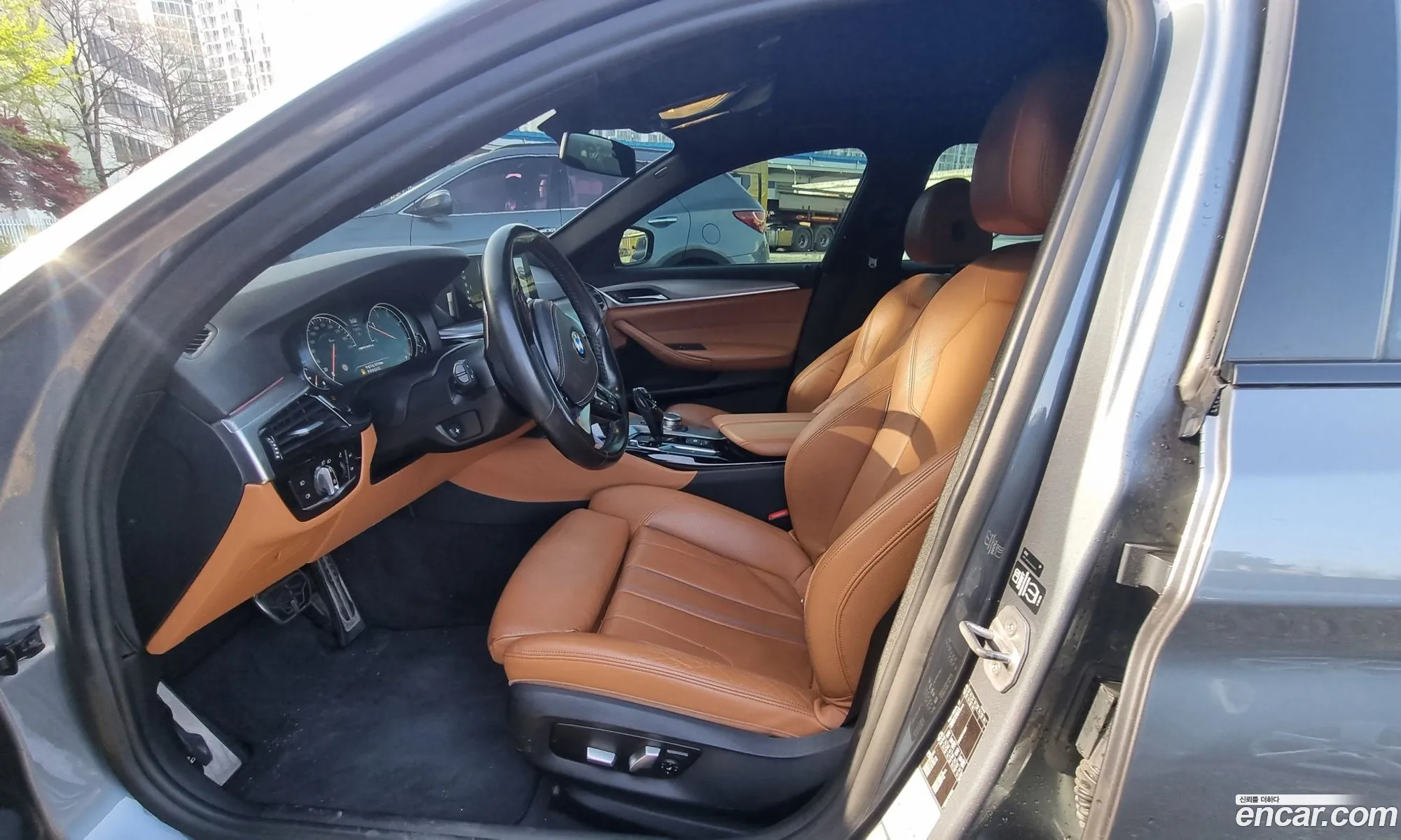 BMW 5 Series 2017 — 11