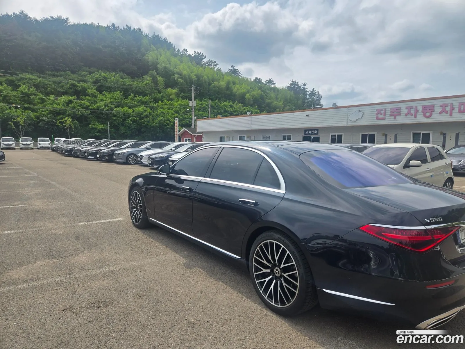 Mercedes-Benz S-Class W223 2021 — 17