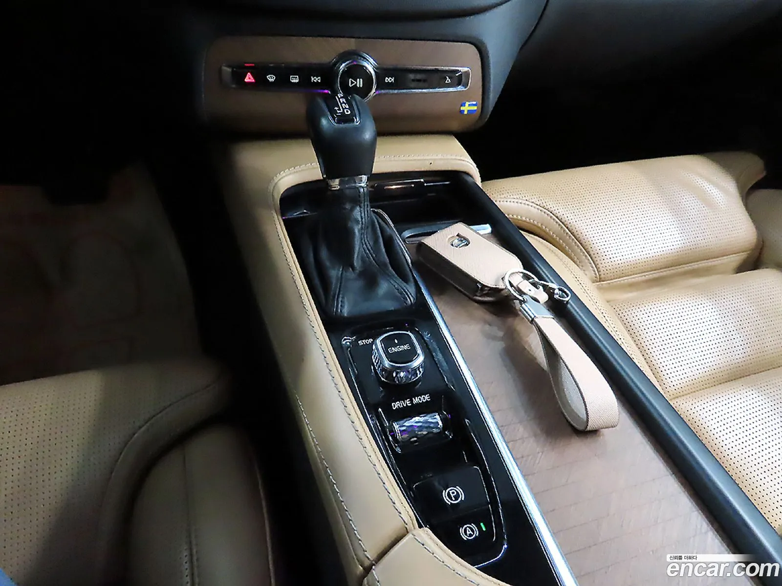 Volvo XC90 2016 — 10
